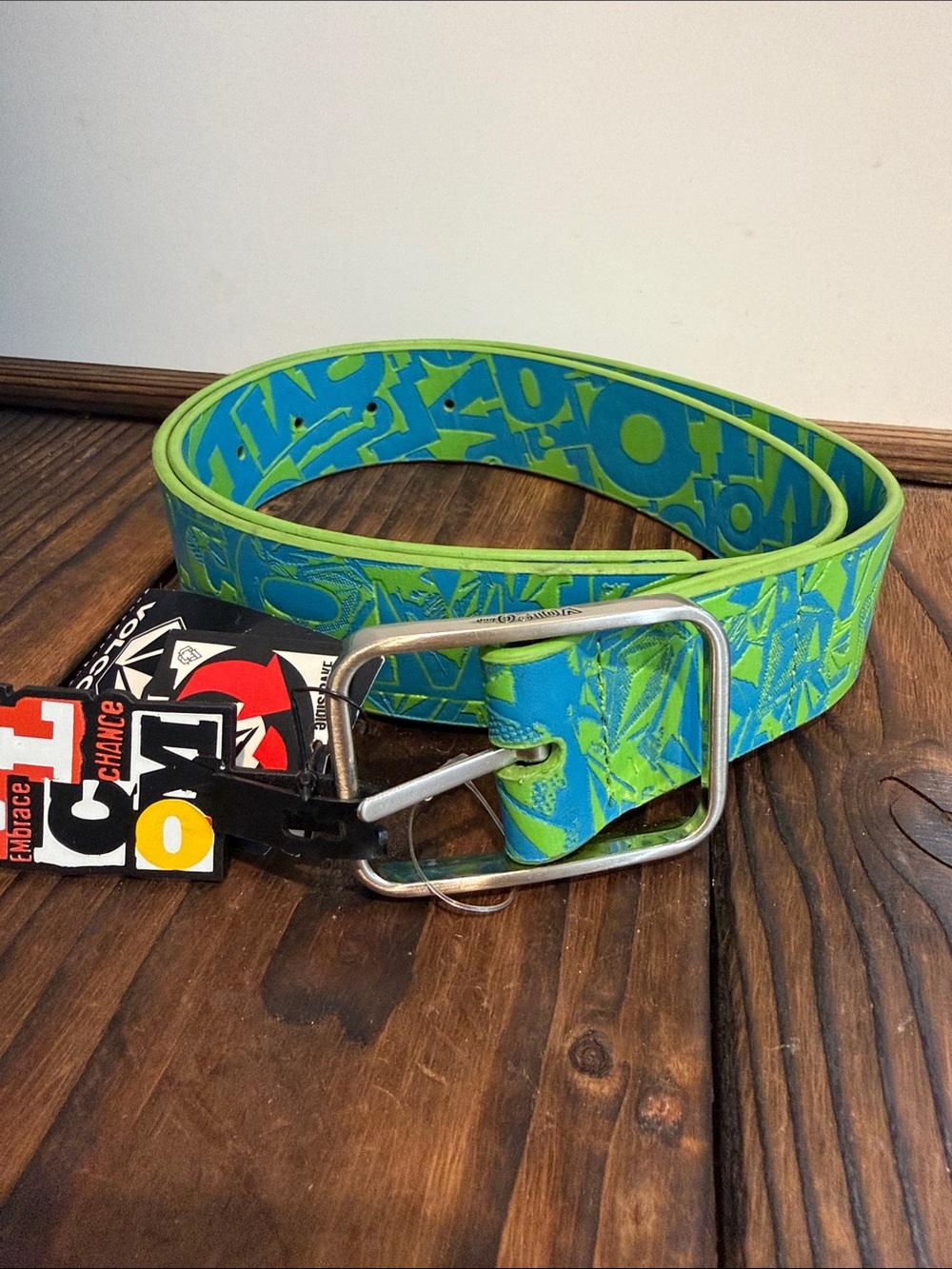 NWT vintage Volcom Skatter Reversible PVC Belt